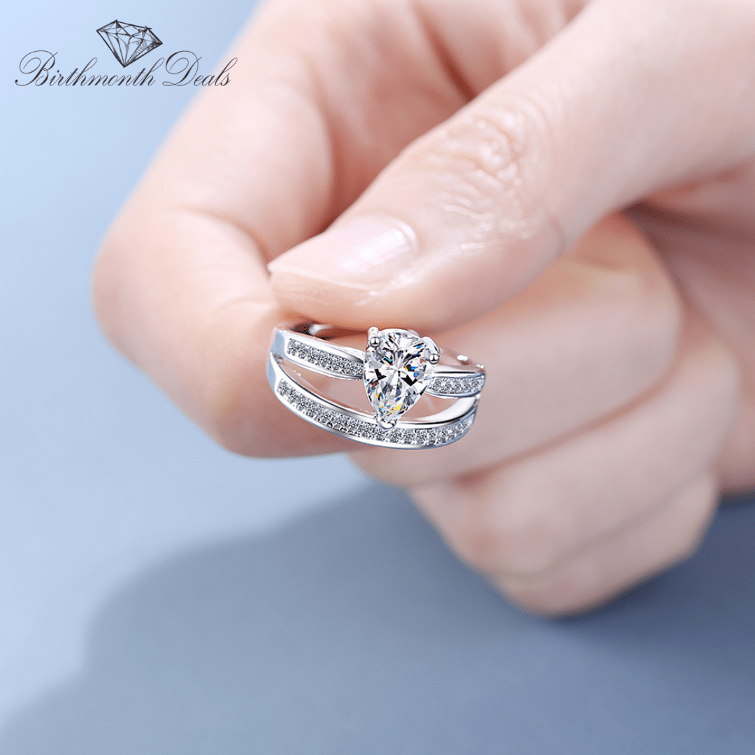 Ivy Ring - Birthmonth Deals