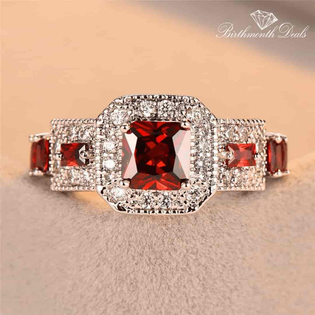 January Garnet Birthstone Ring - Birthmonth Deals