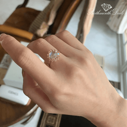 June Moonstone Ring - Birthmonth Deals