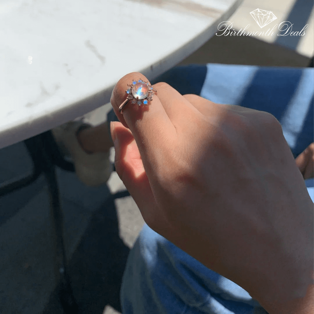June Moonstone Ring - Birthmonth Deals