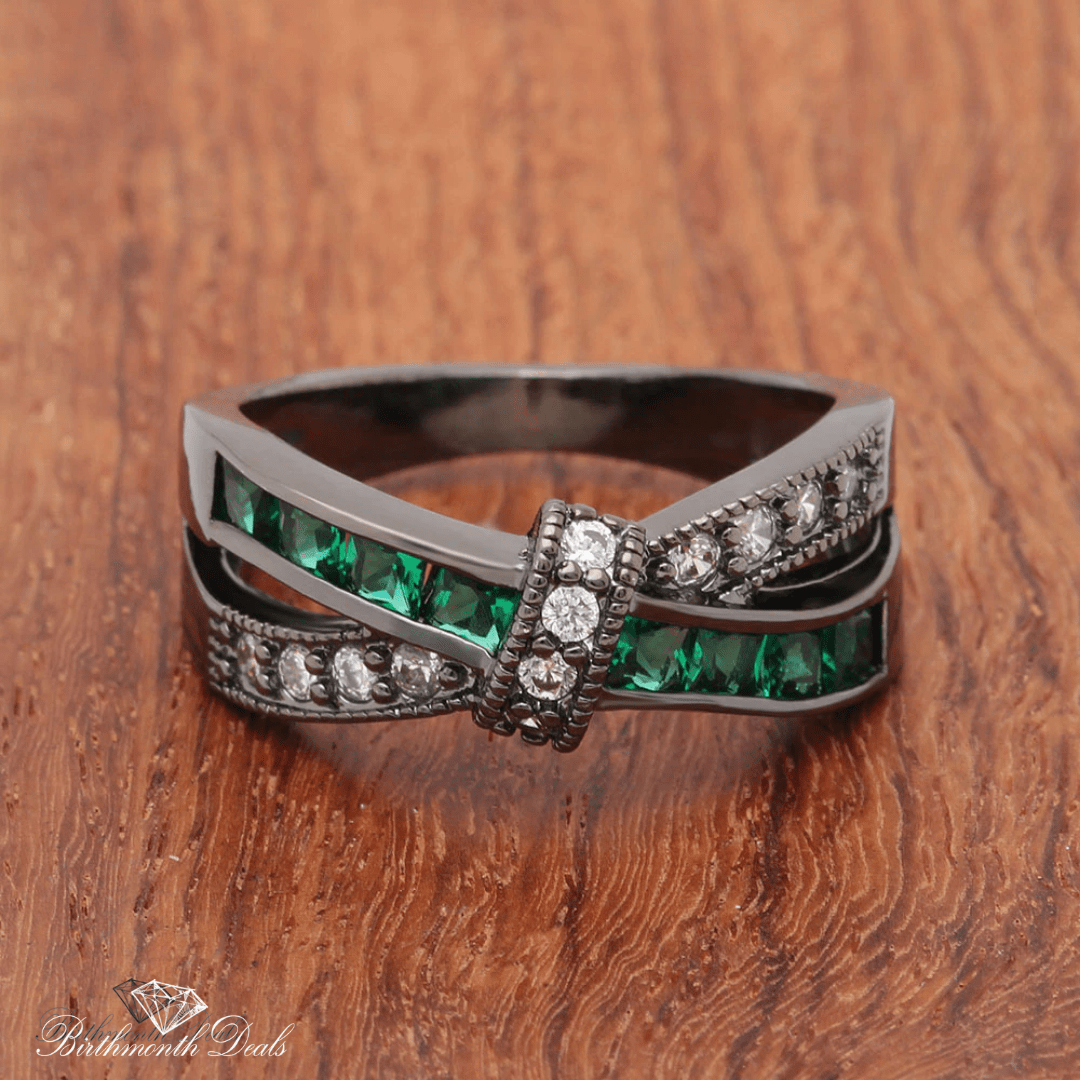 May Emerald Birthstone Ring - Birthmonth Deals