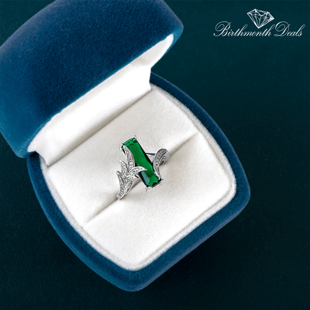 May Emerald Birthstone Ring - Birthmonth Deals