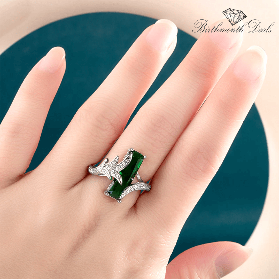 May Emerald Birthstone Ring - Birthmonth Deals