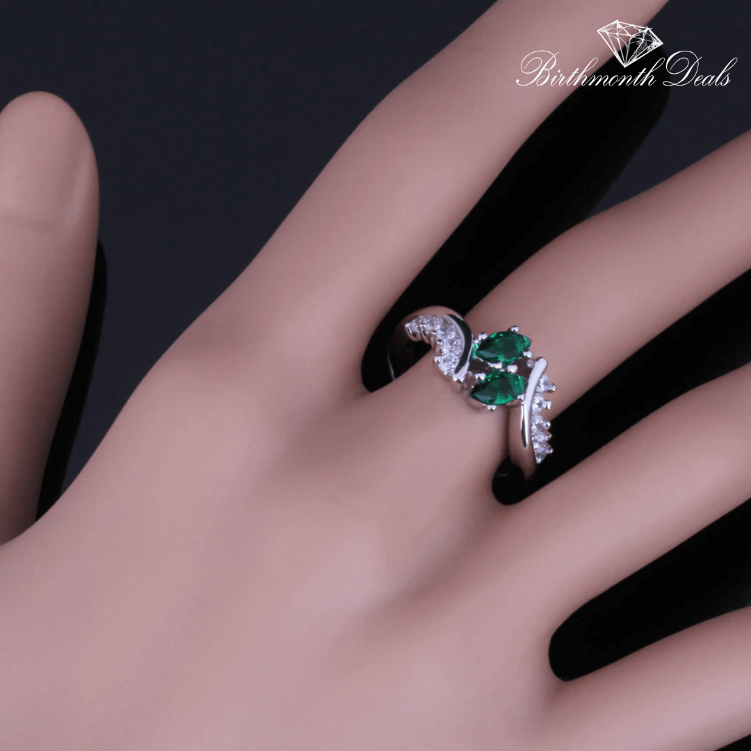 May Emerald Birthstone Ring - Birthmonth Deals