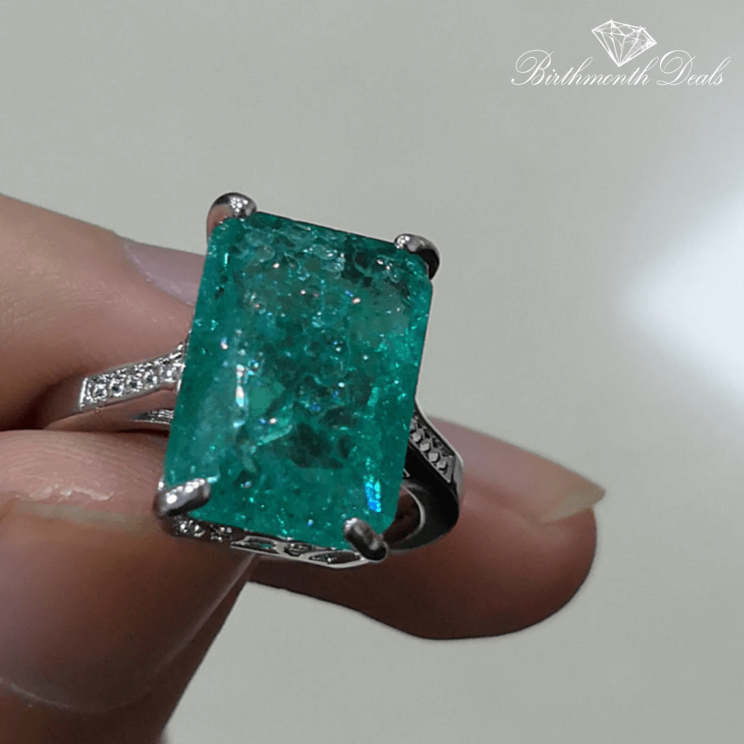 May Emerald Birthstone Ring - Birthmonth Deals