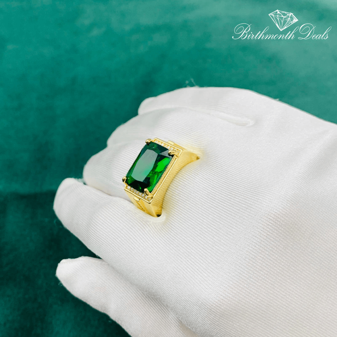 May Emerald Birthstone Ring - Birthmonth Deals