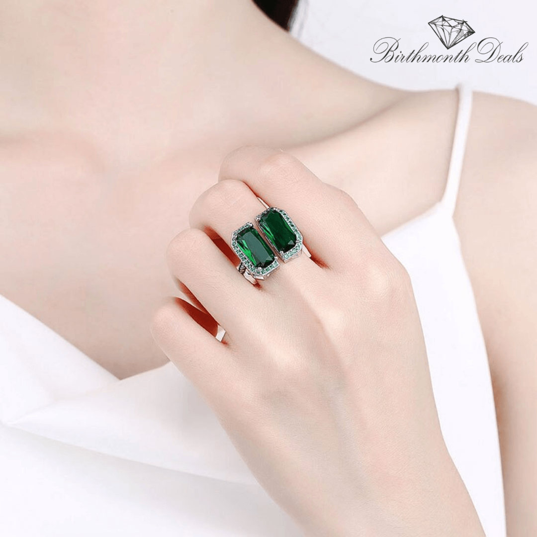 May Emerald Birthstone Ring - Birthmonth Deals