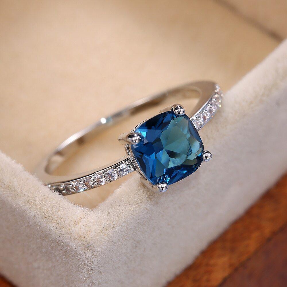 March Aquamarine Birthstone Ring - Birthmonth Deals