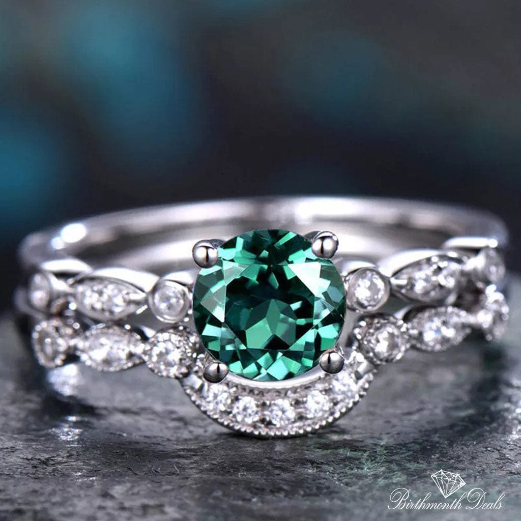 May Emerald Birthstone Stacking Ring - Birthmonth Deals