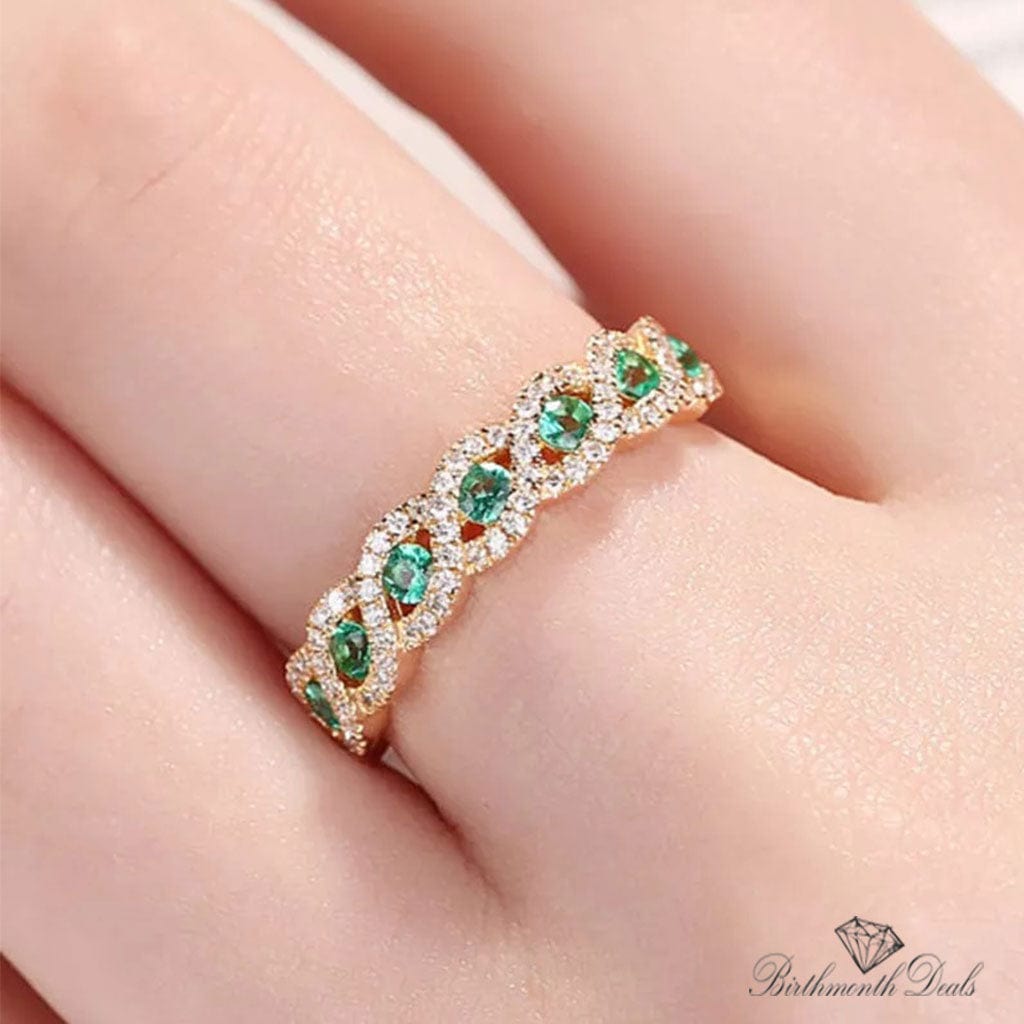 May Emerald Birthstone Ring - Birthmonth Deals