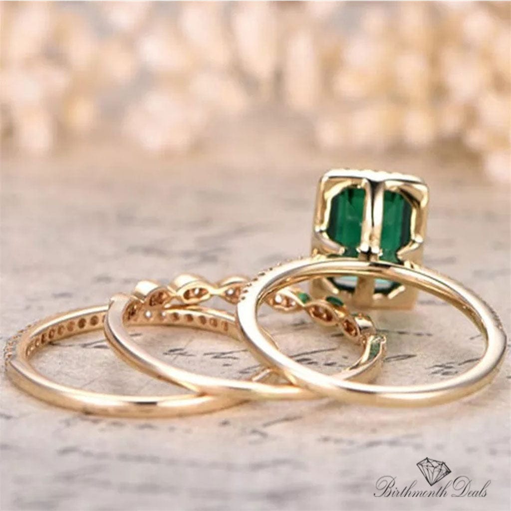 May Emerald Birthstone Stacking Ring - Birthmonth Deals