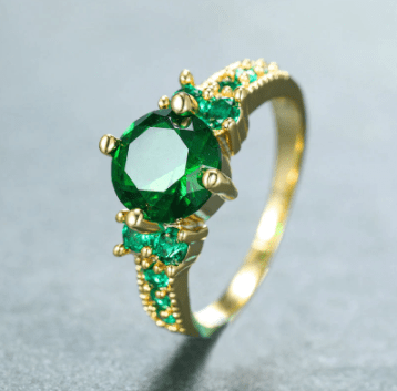 May Emerald Birthstone Ring - Birthmonth Deals