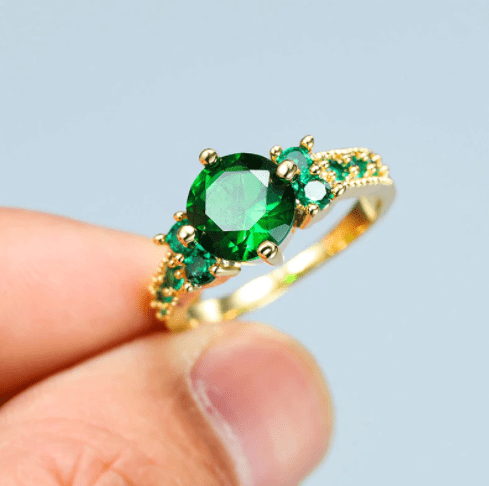 May Emerald Birthstone Ring - Birthmonth Deals