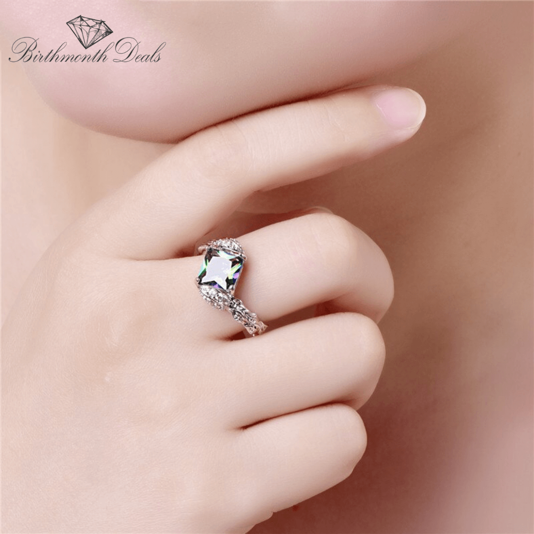 June Alexandrite Birthstone Ring - Birthmonth Deals