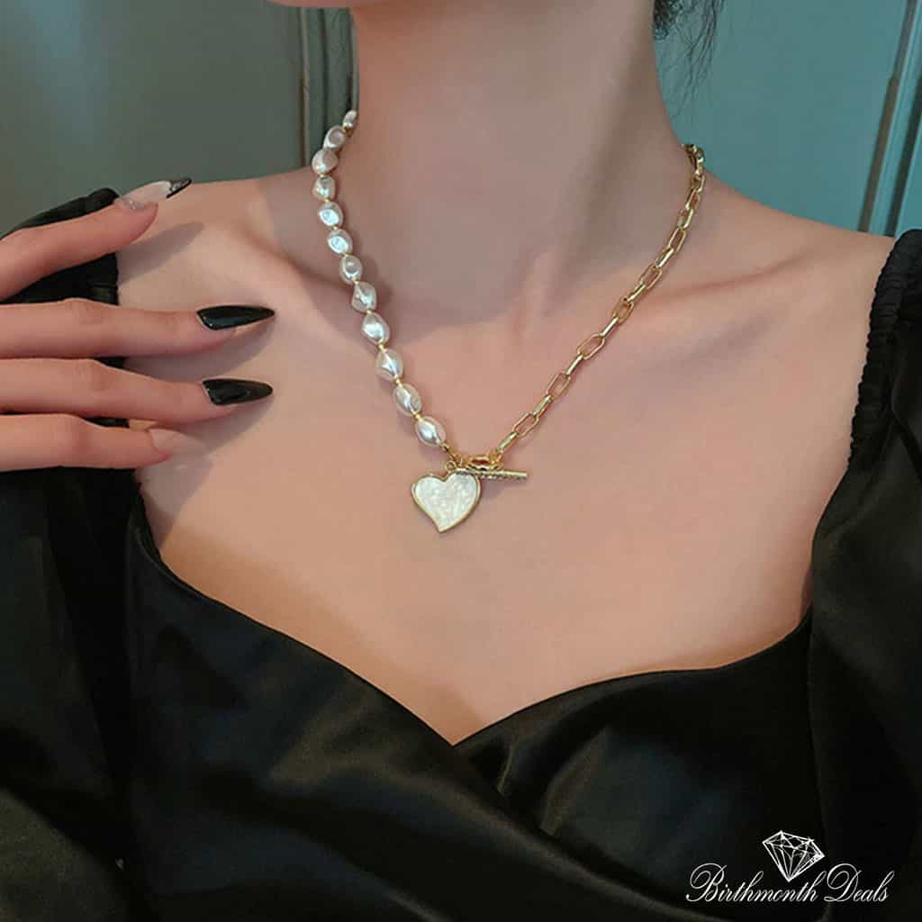 June Pearl Necklace - Birthmonth Deals
