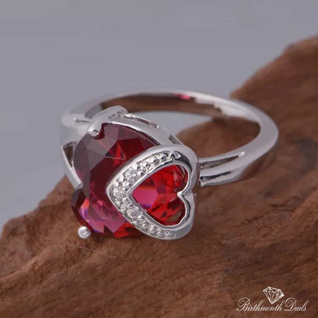 January Garnet Birthstone Ring - Birthmonth Deals