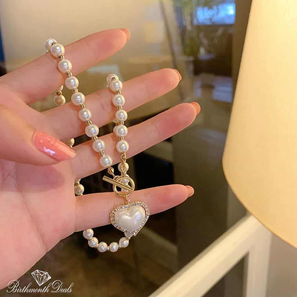June Pearl Necklace - Birthmonth Deals