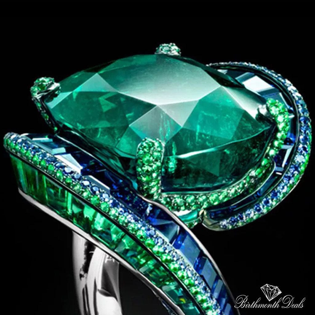 May Emerald Birthstone Ring - Birthmonth Deals