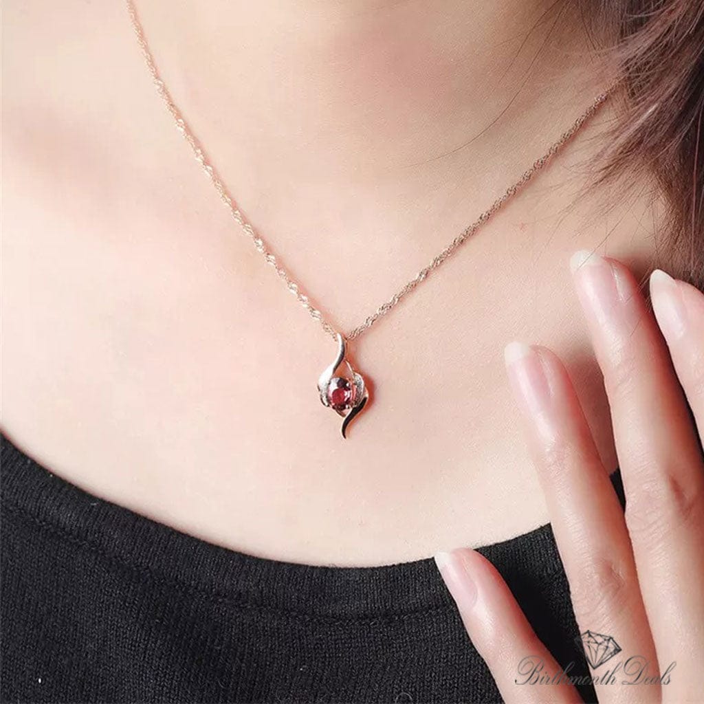 January Garnet Birthstone Necklace - Birthmonth Deals