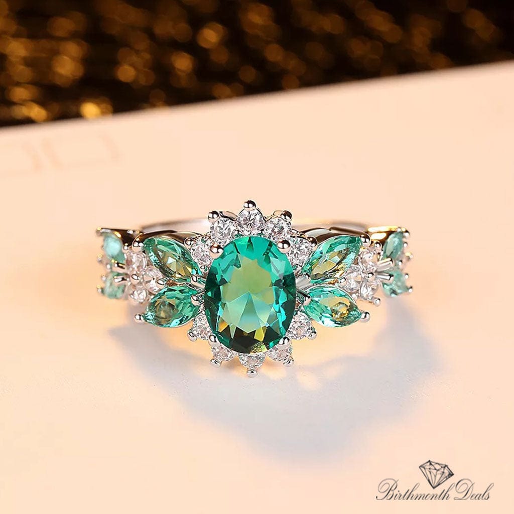 May Emerald Birthstone Ring - Birthmonth Deals