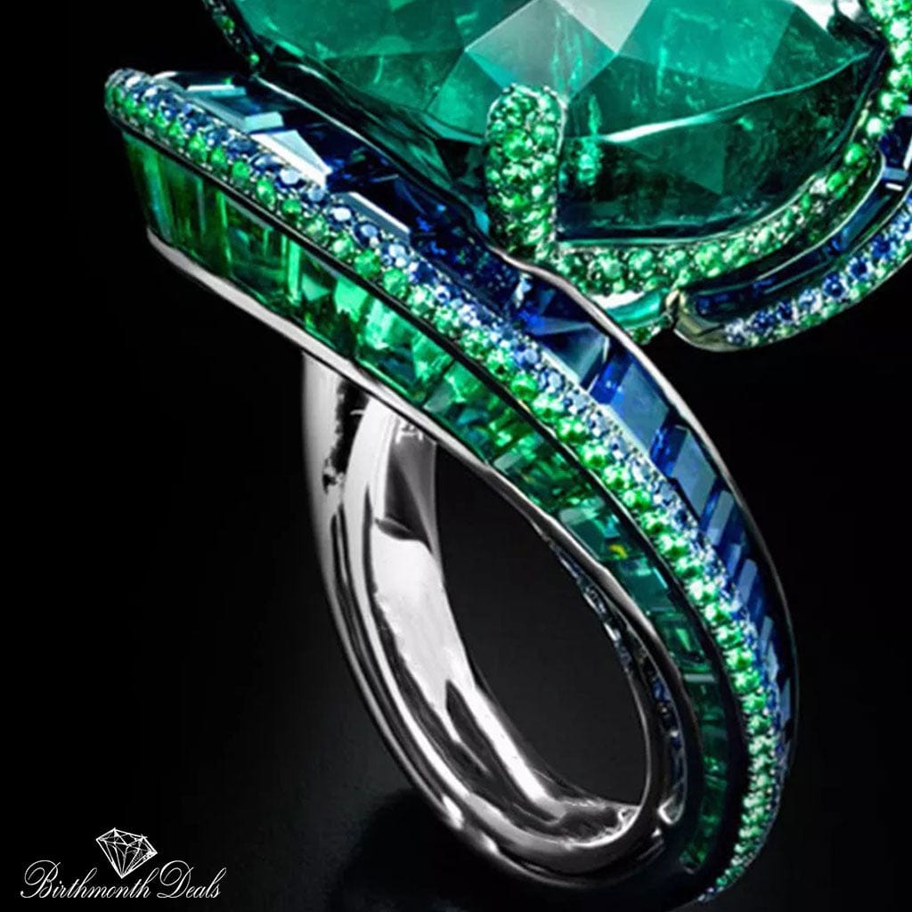 May Emerald Birthstone Ring - Birthmonth Deals