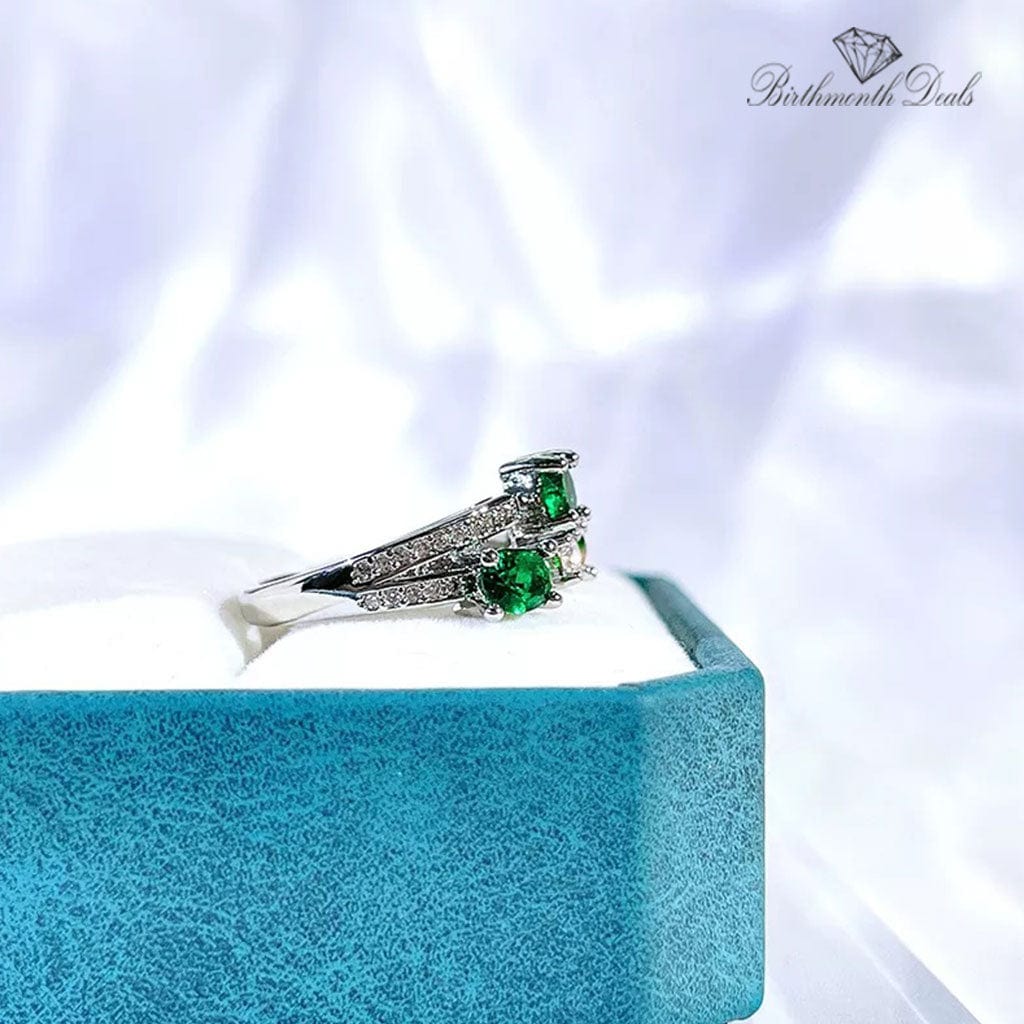 May Emerald Birthstone Ring - Birthmonth Deals