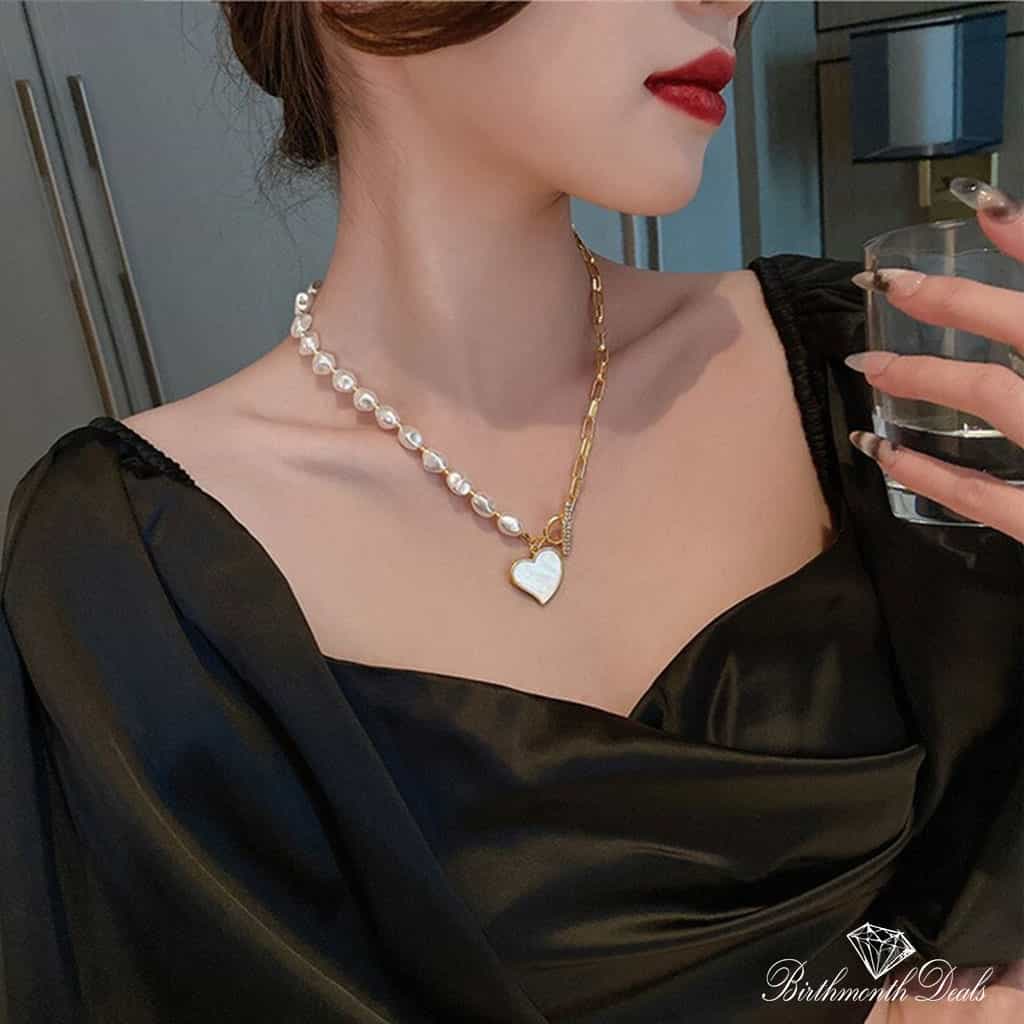 June Pearl Necklace - Birthmonth Deals