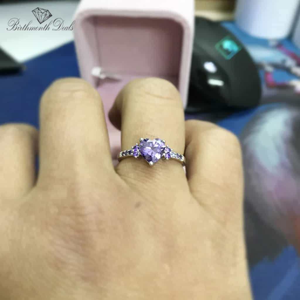 June Alexandrite Birthstone Ring - Birthmonth Deals