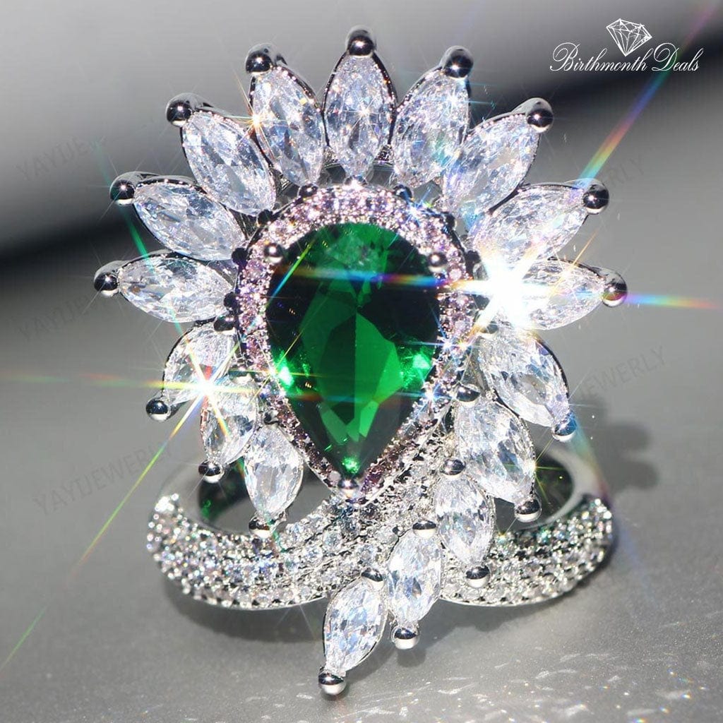May Emerald Birthstone Ring - Birthmonth Deals