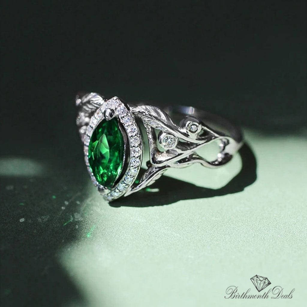 May Emerald Birthstone Ring - Birthmonth Deals