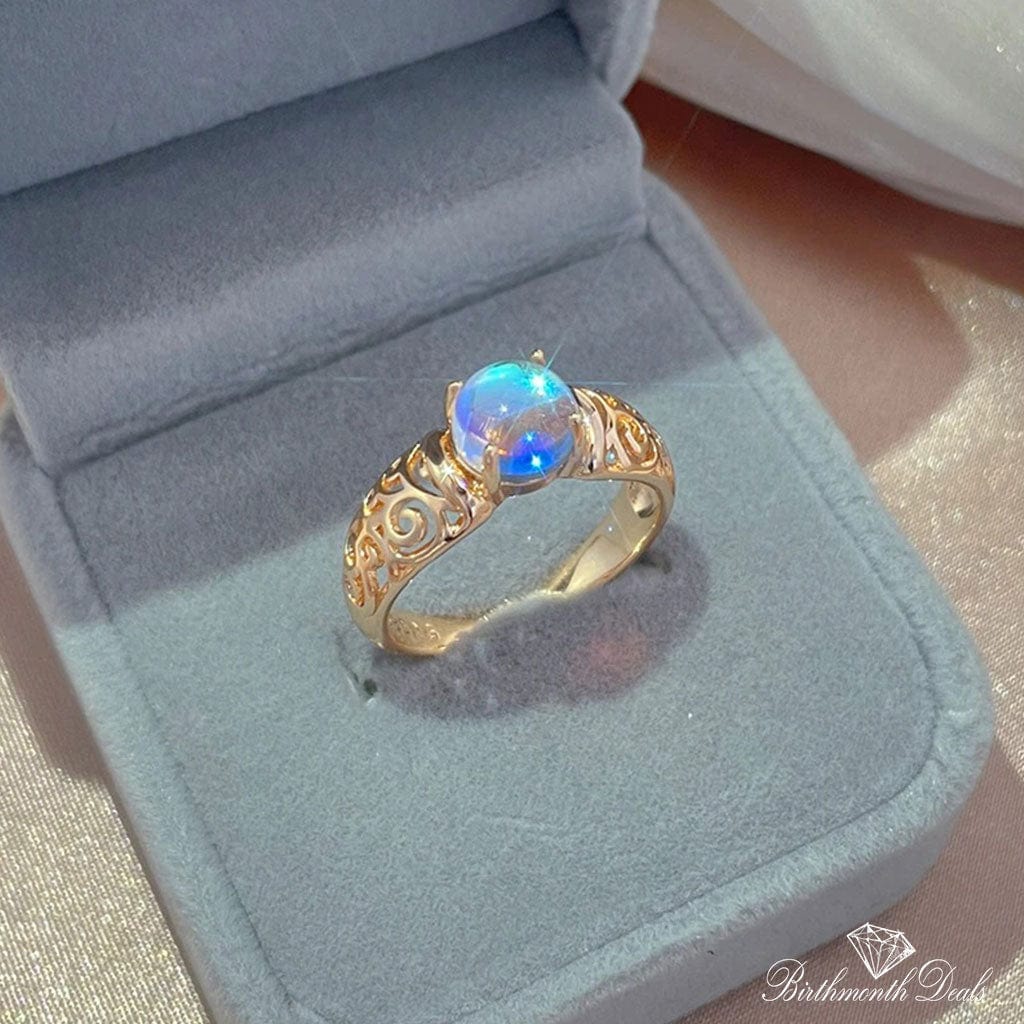 June Moonstone Ring - Birthmonth Deals