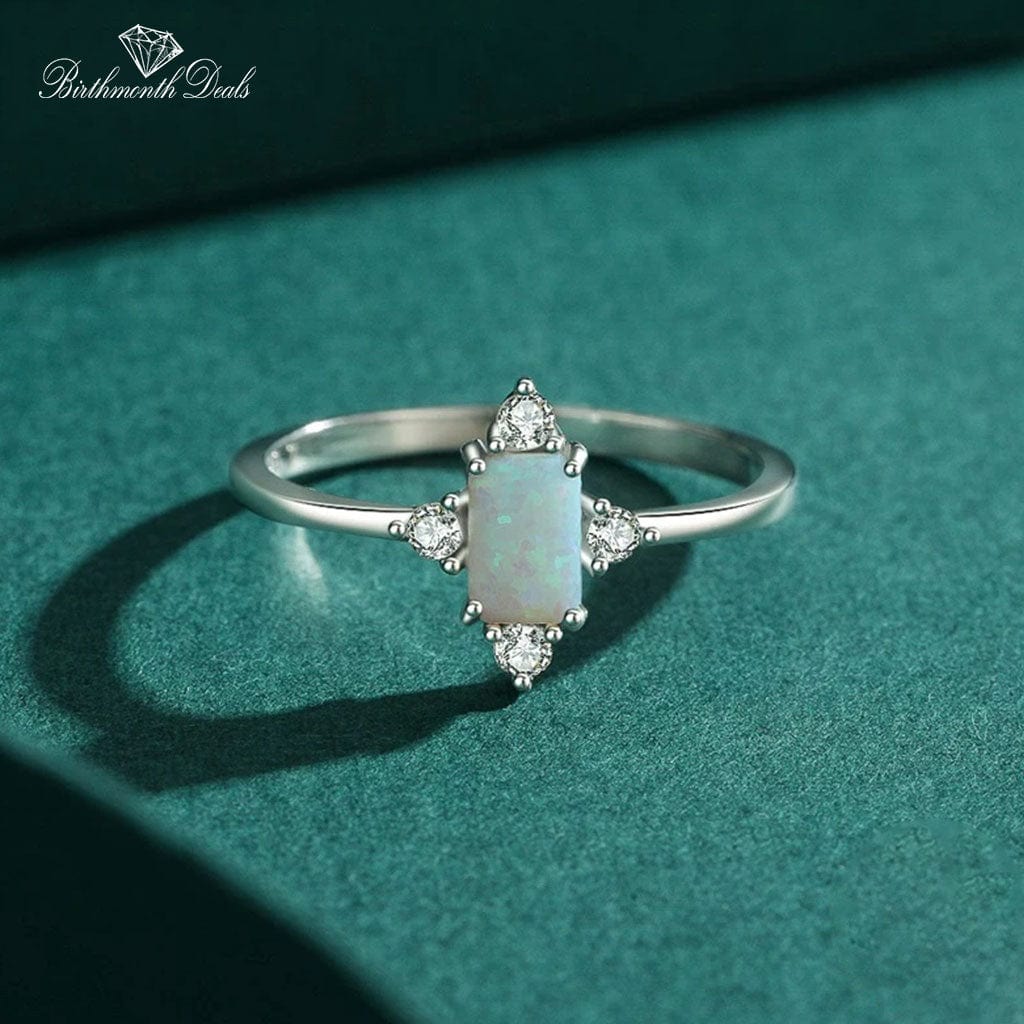 June Moonstone Ring - Birthmonth Deals