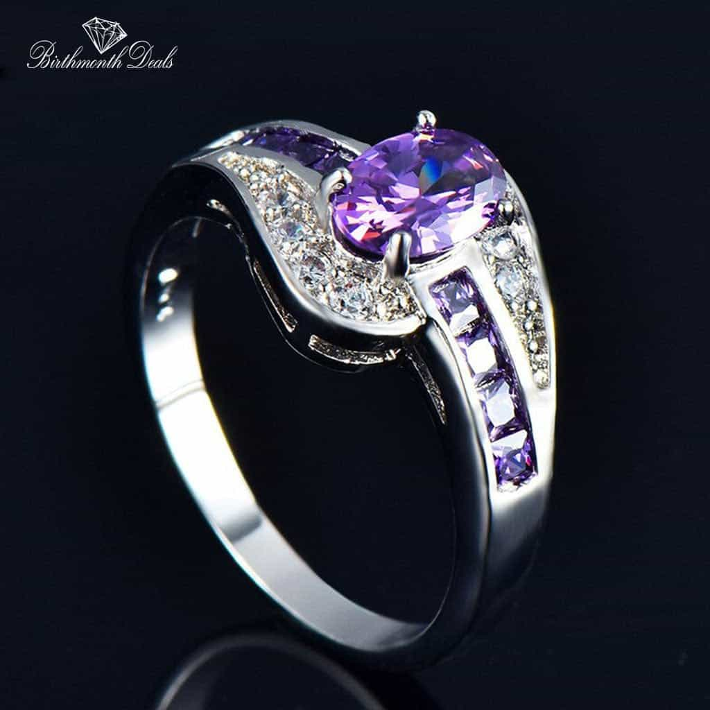 June Alexandrite Birthstone Ring - Birthmonth Deals