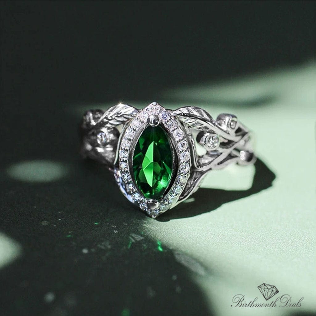 May Emerald Birthstone Ring - Birthmonth Deals