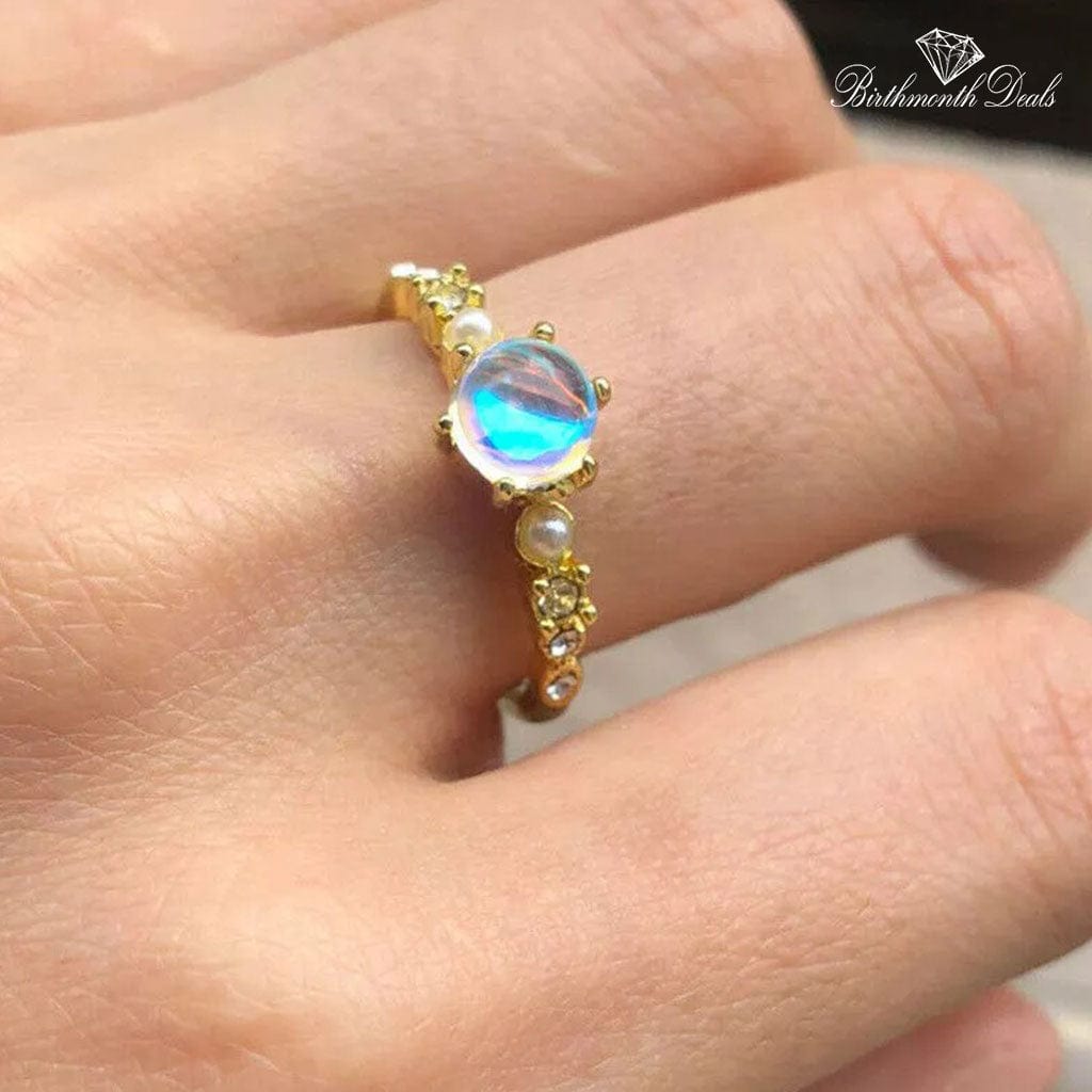 June Moonstone Ring - Birthmonth Deals