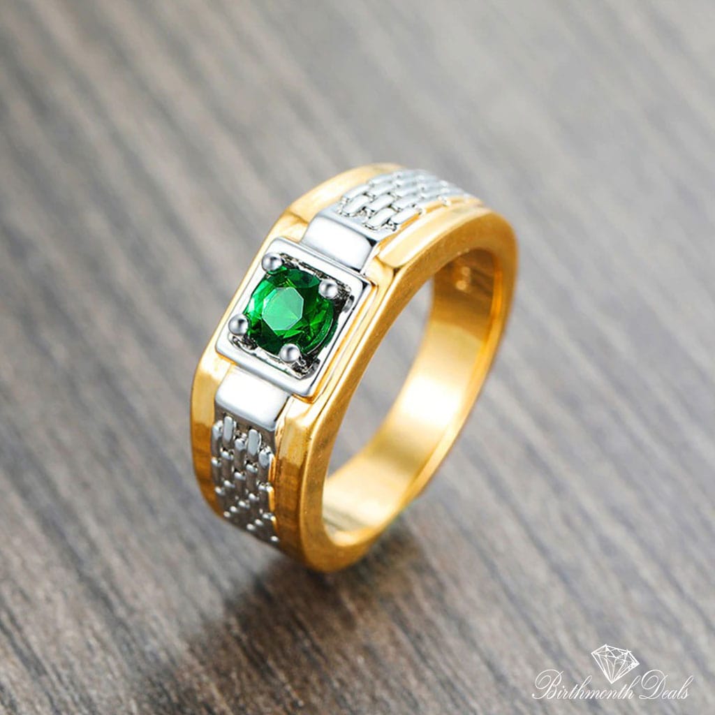 May Emerald Birthstone Ring - Birthmonth Deals