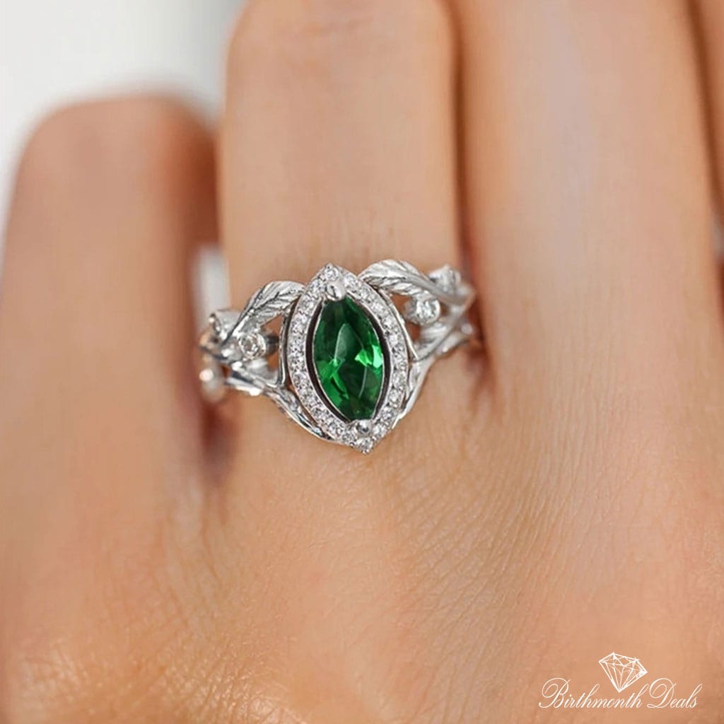 May Emerald Birthstone Ring - Birthmonth Deals