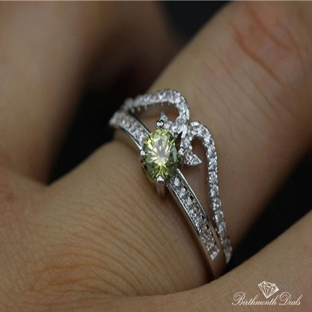 August Peridot Birthstone Ring - Birthmonth Deals