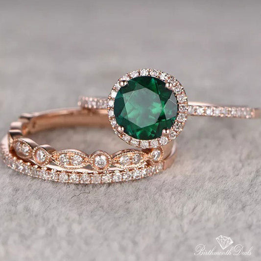 May Emerald Birthstone Ring - Birthmonth Deals