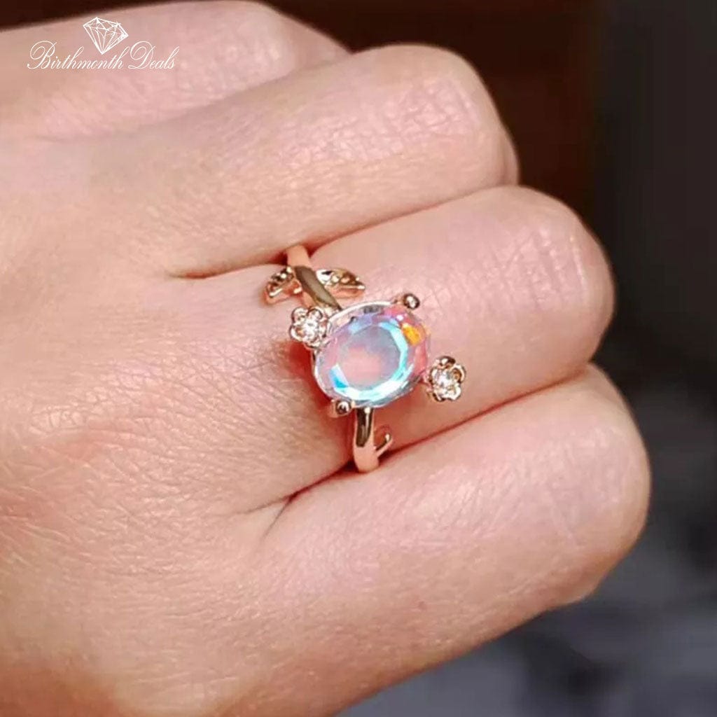 June Moonstone Ring - Birthmonth Deals