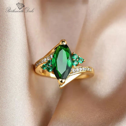 May Emerald Birthstone Ring - Birthmonth Deals