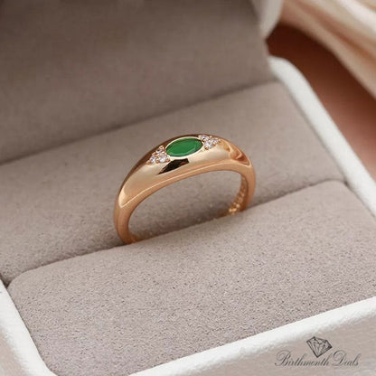 May Emerald Birthstone Ring - Birthmonth Deals