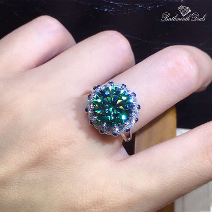 May Emerald Birthstone Ring - Birthmonth Deals