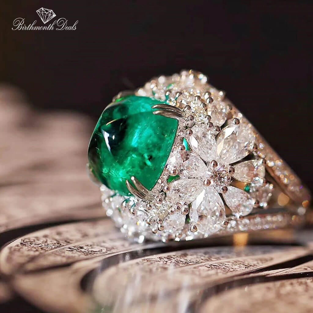 May Emerald Birthstone Ring - Birthmonth Deals