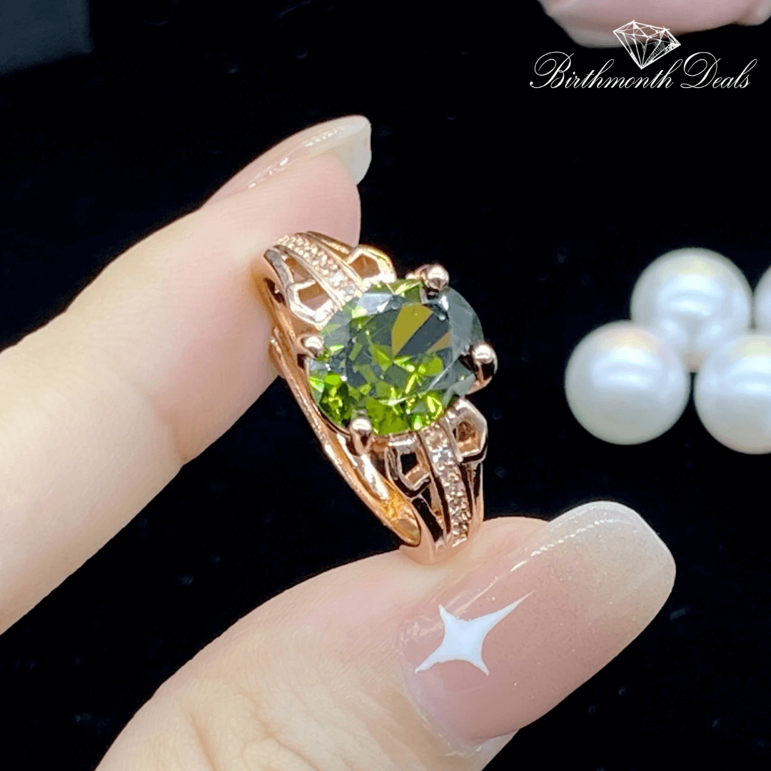 August Peridot Birthstone Ring - Birthmonth Deals