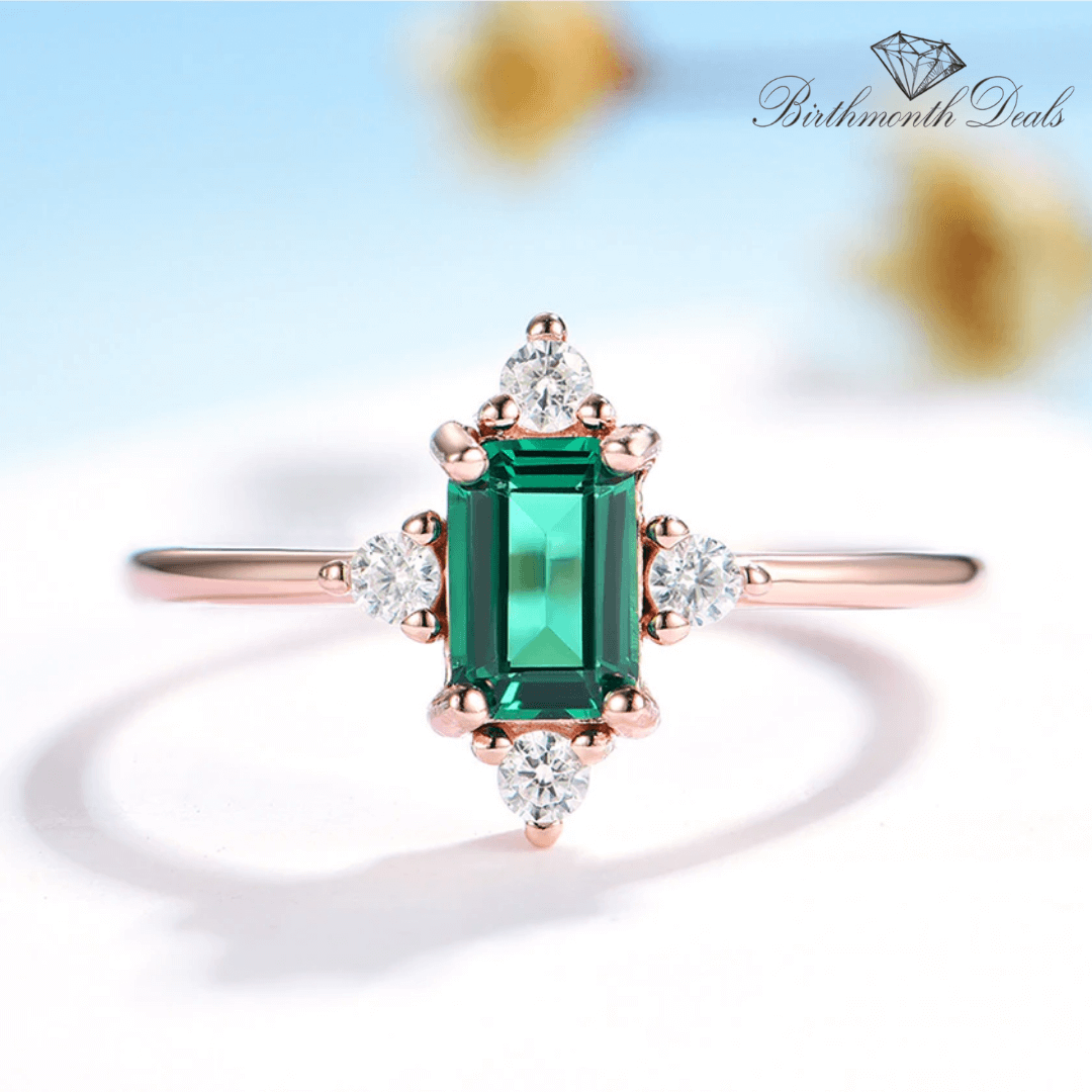 May Emerald Birthstone Ring - Birthmonth Deals