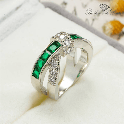 May Emerald Birthstone Ring - Birthmonth Deals