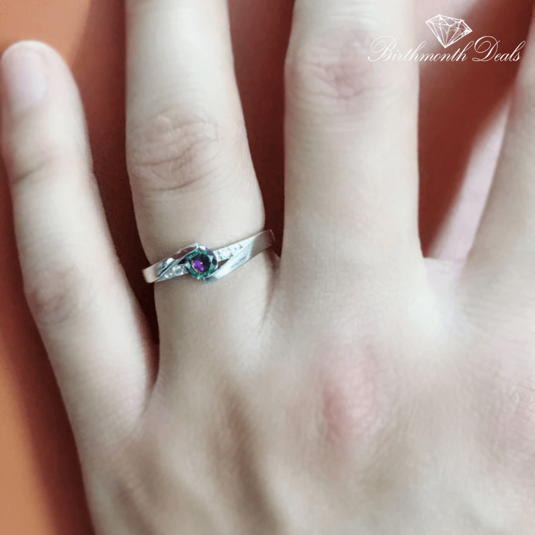 June Alexandrite Birthstone Ring - Birthmonth Deals