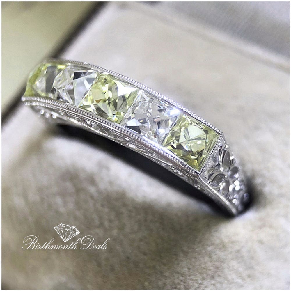 August Peridot Birthstone - Birthmonth Deals