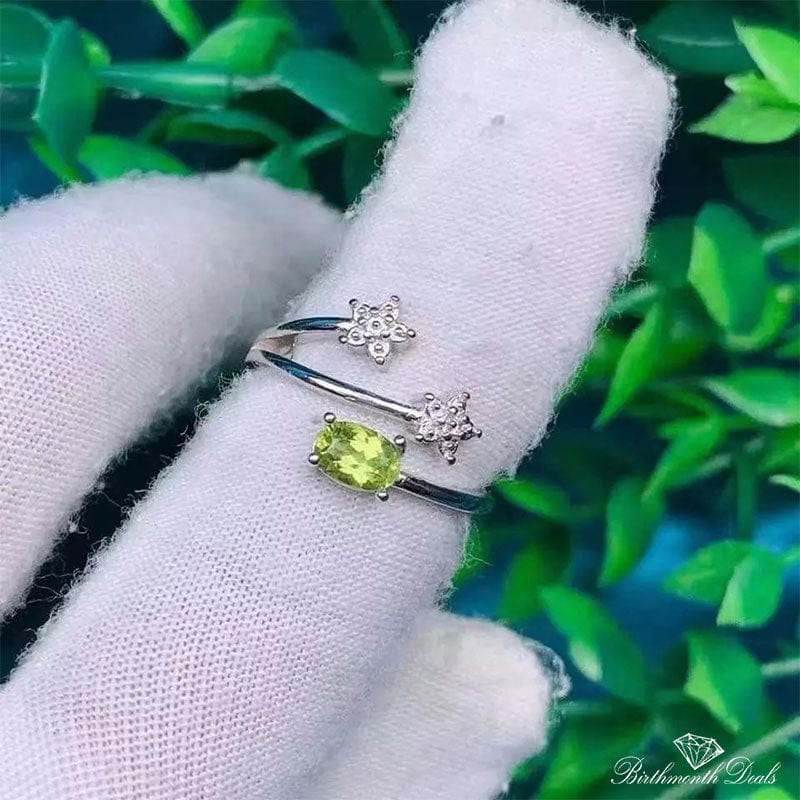 August Peridot Birthstone - Birthmonth Deals